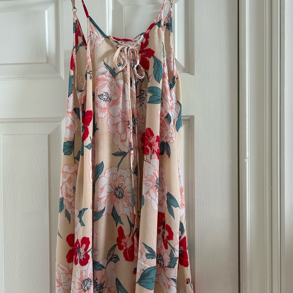Roxy Floral Dress with Pink and Blue Highlights